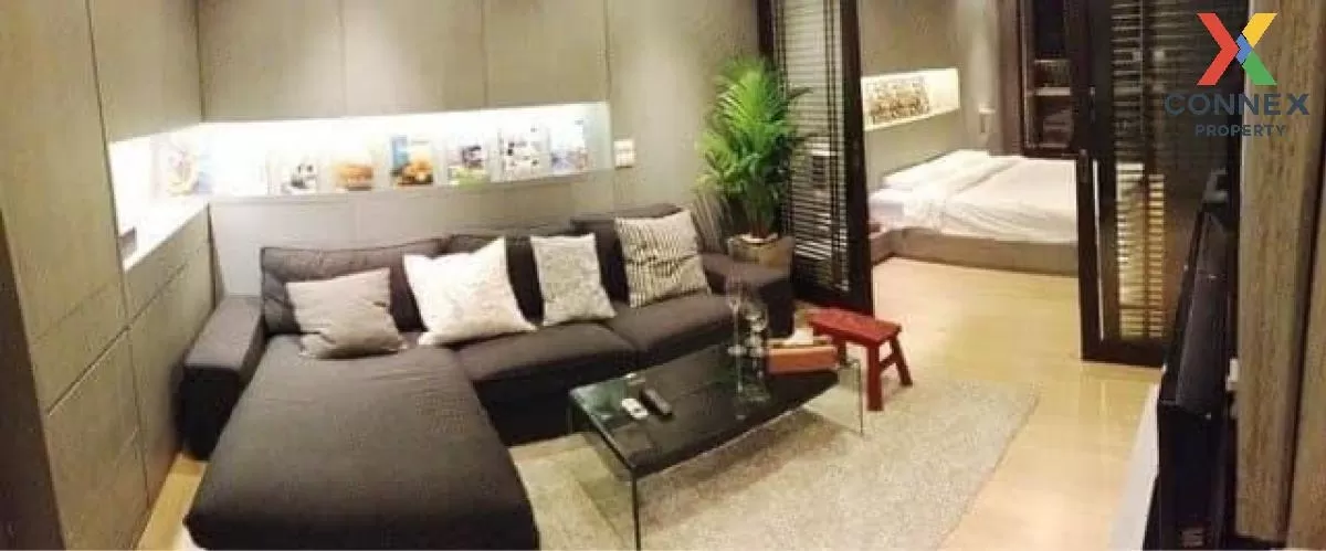 FOR RENT condo , Life @ Sathorn 10 , BTS-Chong Nonsi , Silom , Ba 1