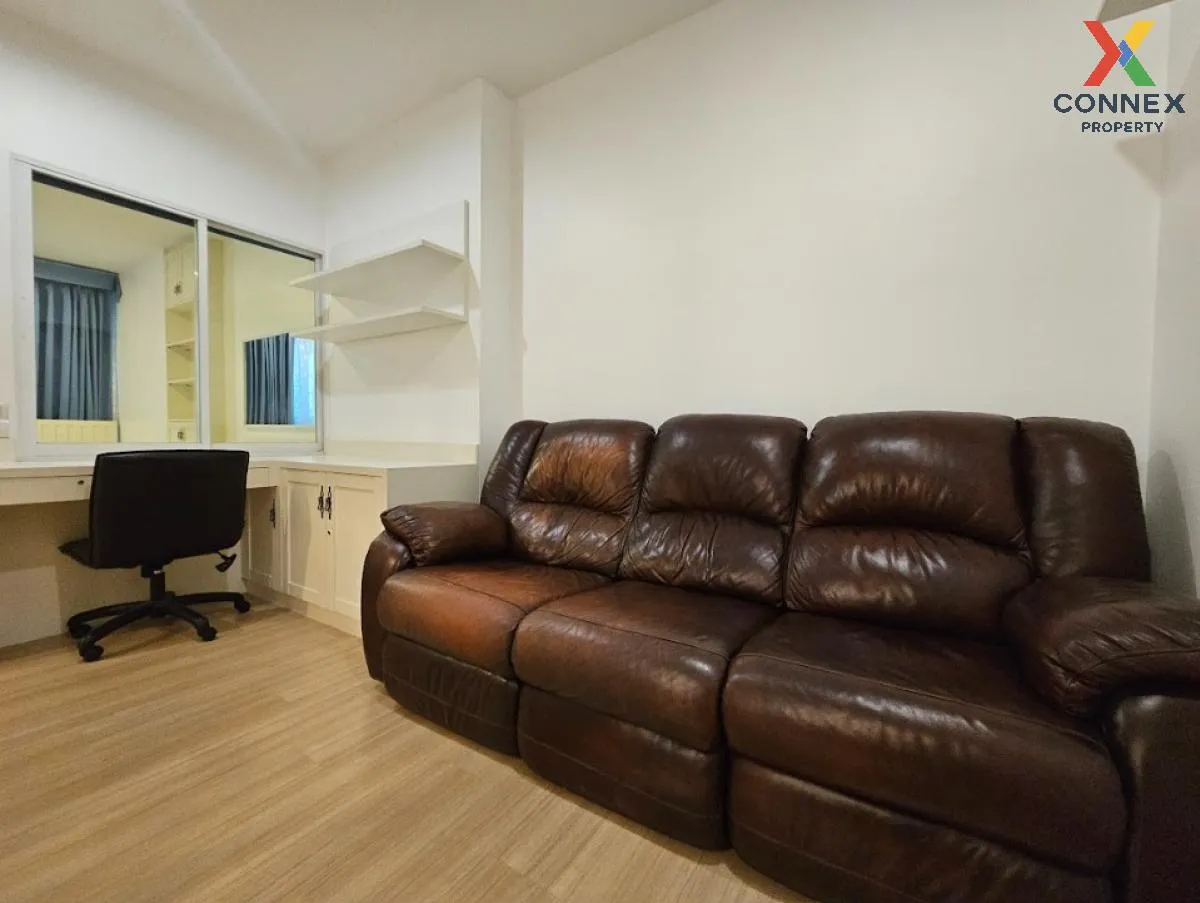 FOR RENT condo , Life @ Sathorn 10 , BTS-Chong Nonsi , Silom , Ba 2