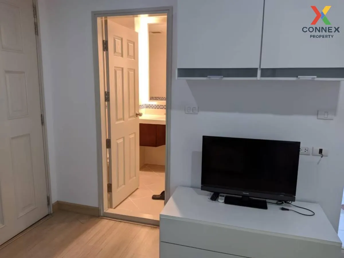 FOR RENT condo , Life @ Sathorn 10 , BTS-Chong Nonsi , Silom , Ba 4