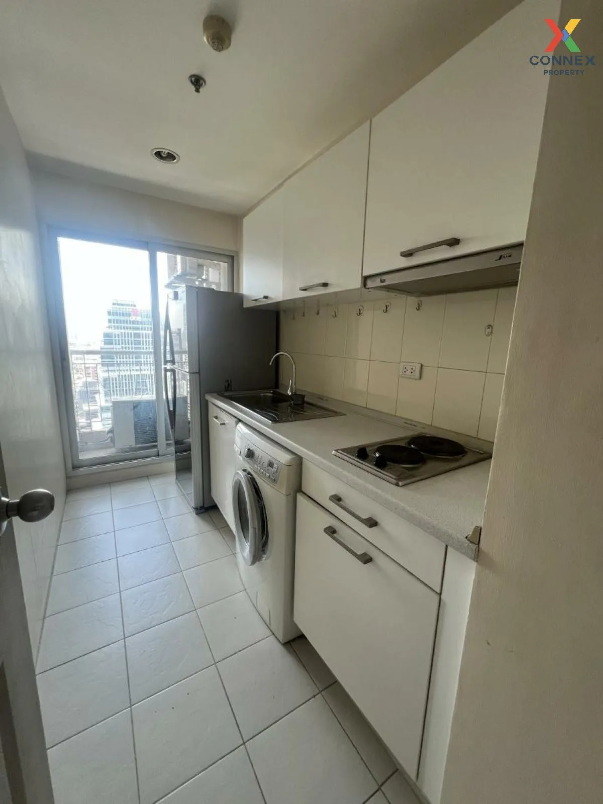 FOR RENT condo , Life @ Sathorn 10 , BTS-Chong Nonsi , Silom , Ba 2