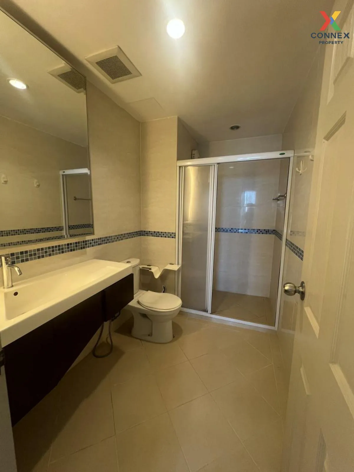 FOR RENT condo , Life @ Sathorn 10 , BTS-Chong Nonsi , Silom , Ba