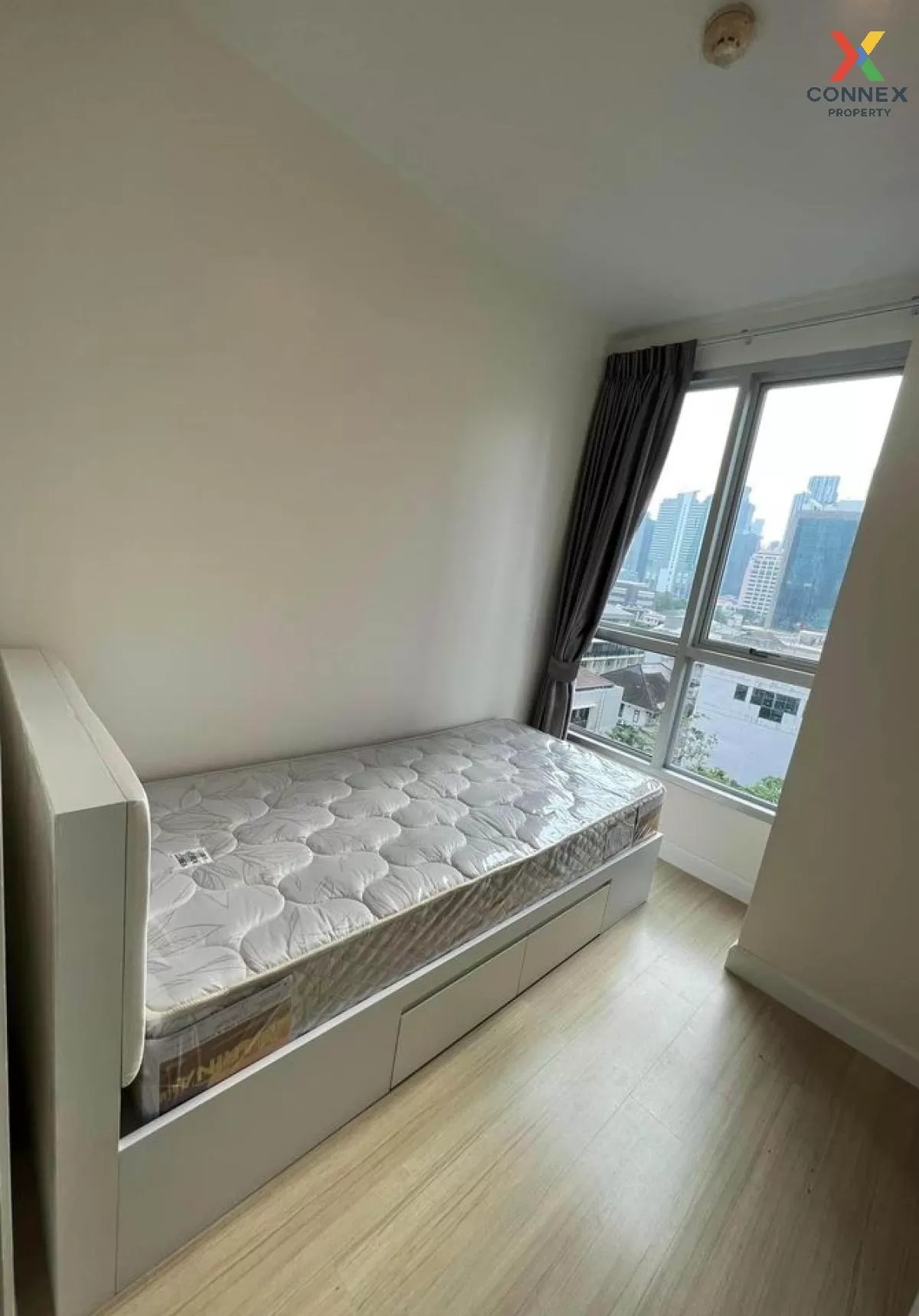 FOR RENT condo , Life @ Sathorn 10 , BTS-Chong Nonsi , Silom , Ba