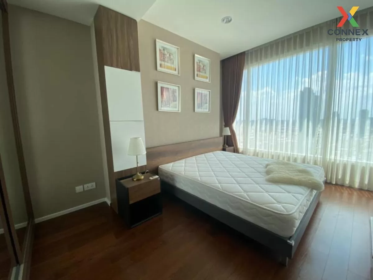 FOR RENT condo , Menam Residences , high floor , river view , BTS