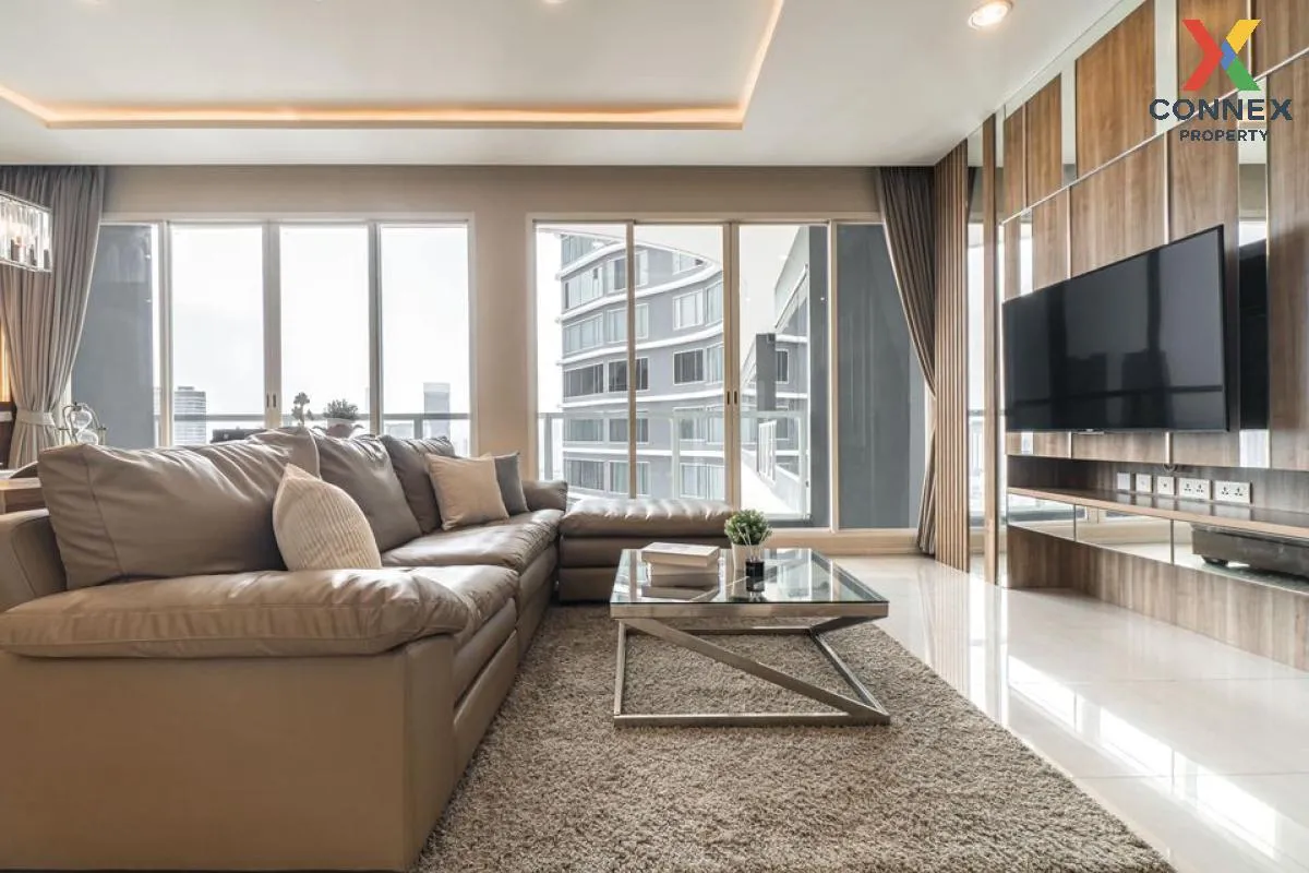 FOR SALE condo , Menam Residences , BTS-Saphan Taksin , Wat Phray FOR SALE condo , Menam Residences , BTS-Saphan Taksin , Wat Phray 1