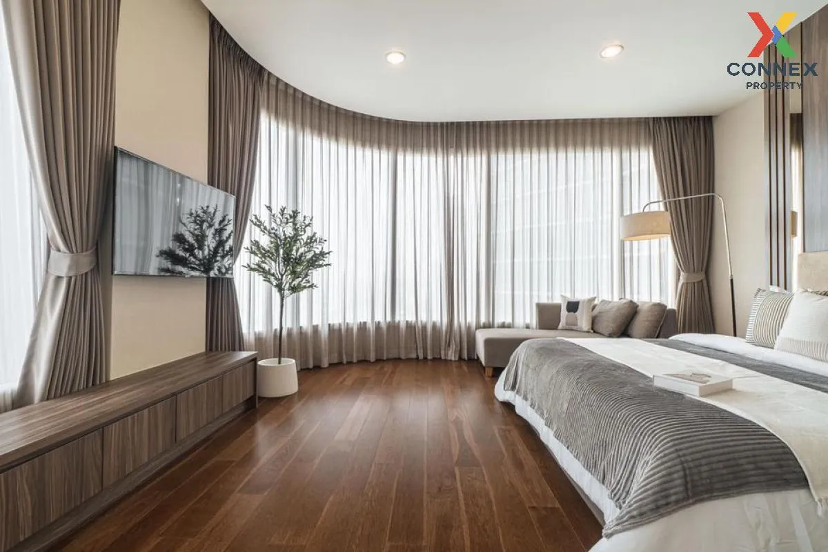 FOR SALE condo , Menam Residences , BTS-Saphan Taksin , Wat Phray FOR SALE condo , Menam Residences , BTS-Saphan Taksin , Wat Phray