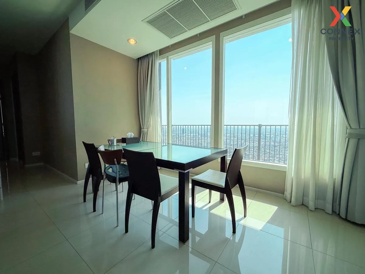 For Sale Condo , Menam Residences , BTS-Saphan Taksin , Wat Phray For Sale Condo , Menam Residences , BTS-Saphan Taksin , Wat Phray 3