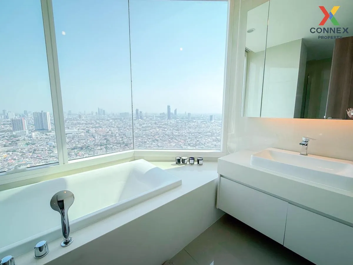For Sale Condo , Menam Residences , BTS-Saphan Taksin , Wat Phray For Sale Condo , Menam Residences , BTS-Saphan Taksin , Wat Phray