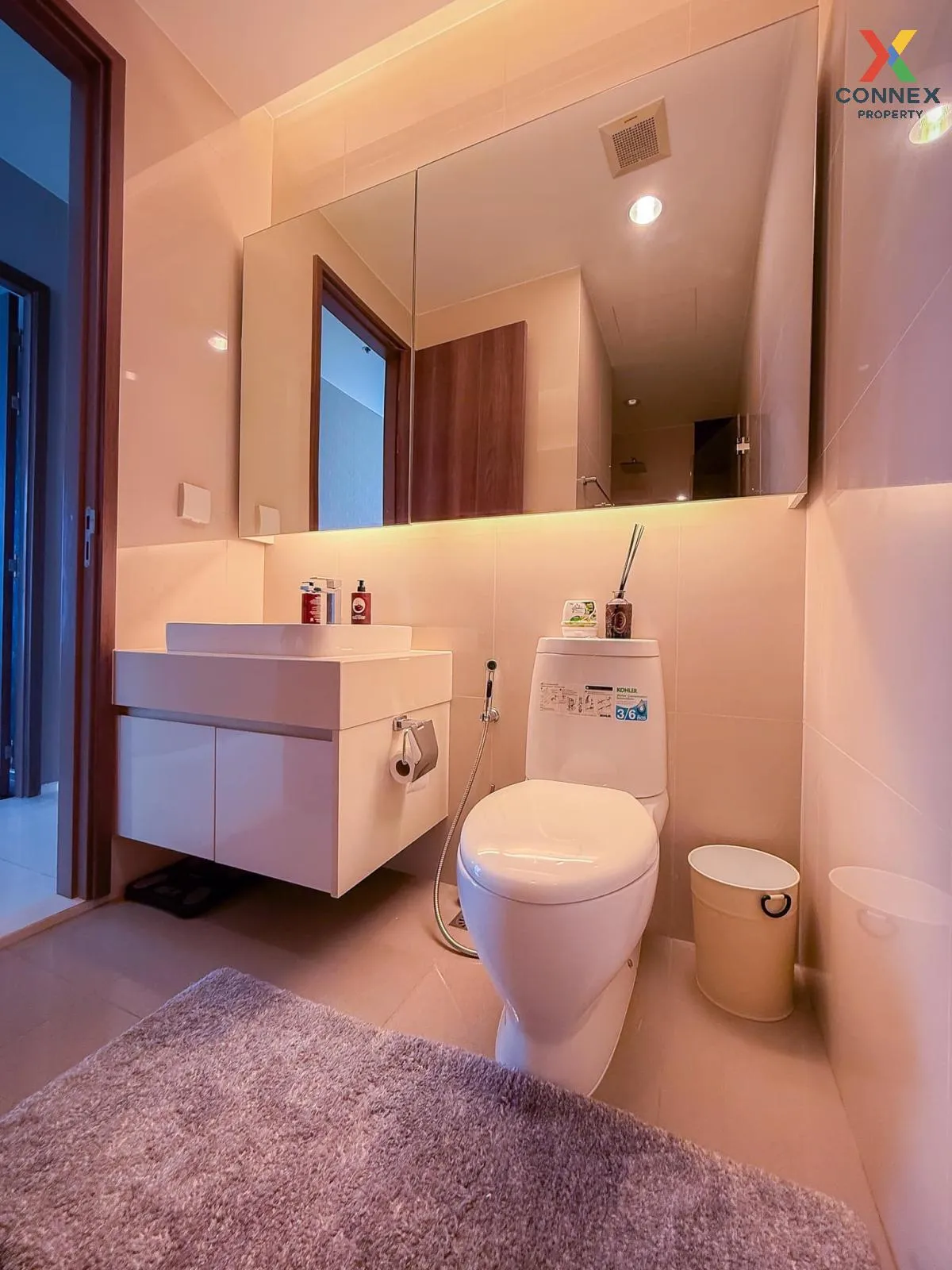 For Sale Condo , Menam Residences , BTS-Saphan Taksin , Wat Phray For Sale Condo , Menam Residences , BTS-Saphan Taksin , Wat Phray