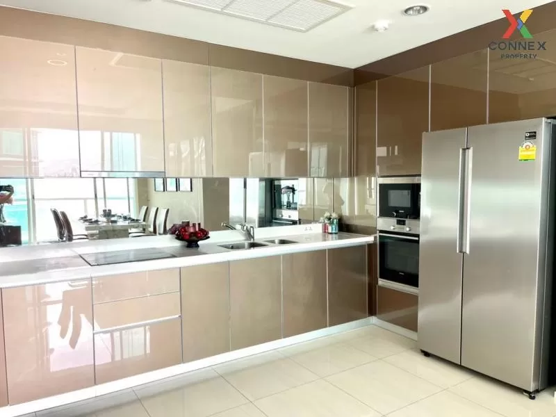 FOR RENT condo , Menam Residences , BTS-Saphan Taksin , Wat Phray