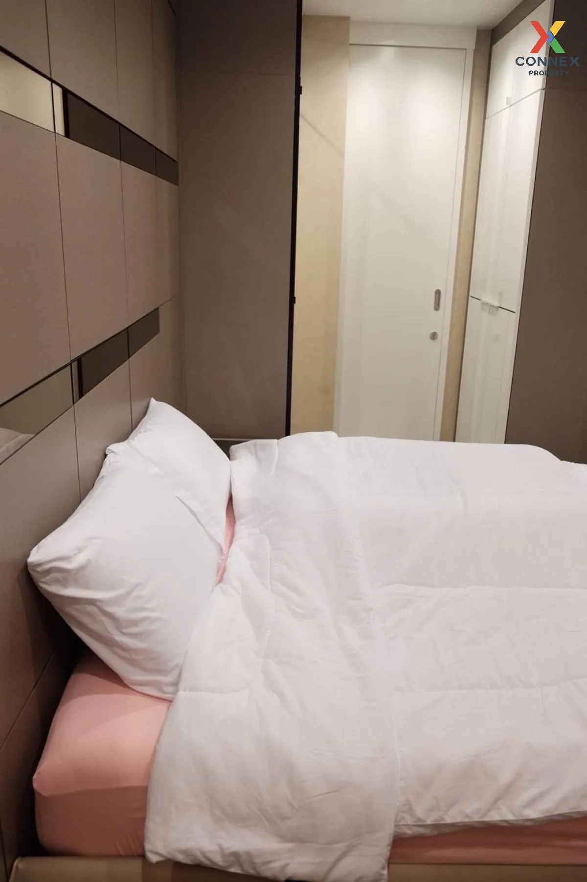 FOR RENT condo , Nara 9 , BTS-Chong Nonsi , Thungmahamek , Sa Tho