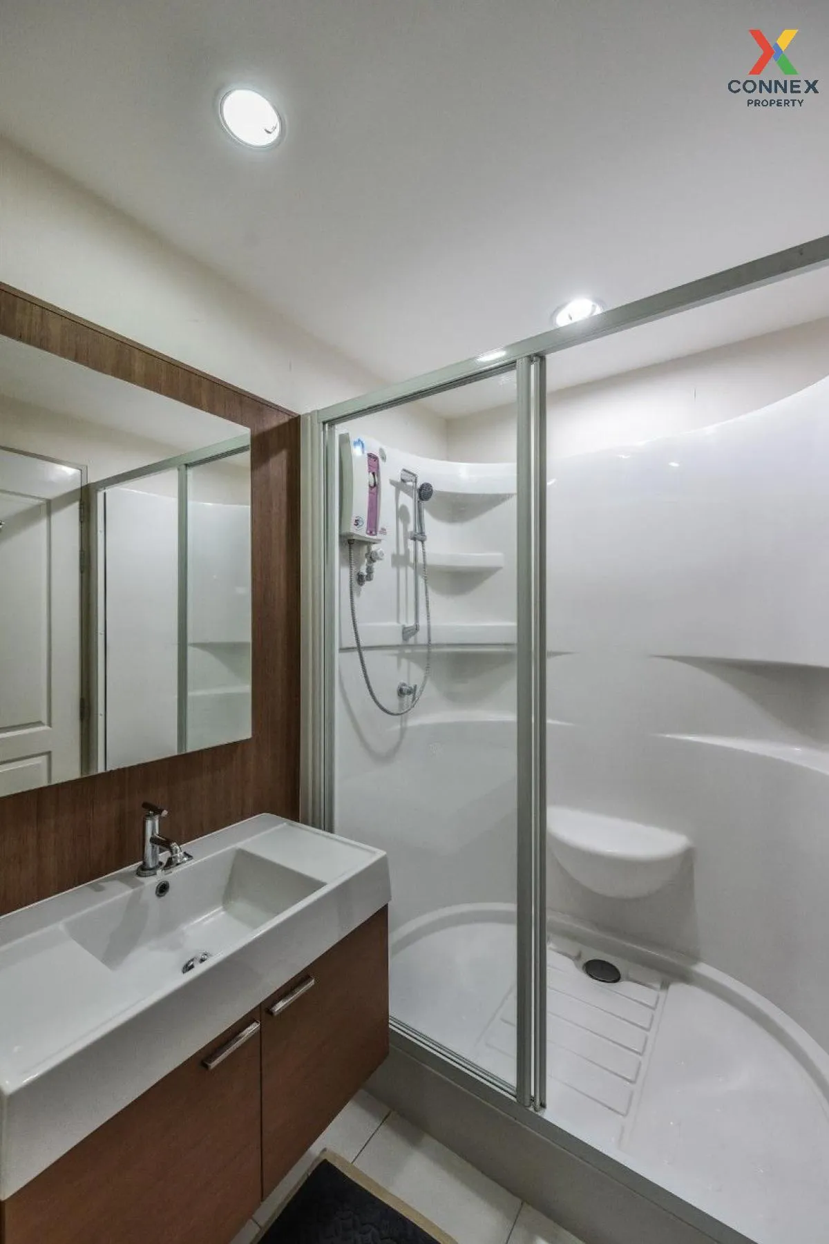 เช่าคอนโด  คิว เฮ้าส์ คอนโด สาทร BTS-กรุงธนบุรี คลองต้นไทร เขต คล