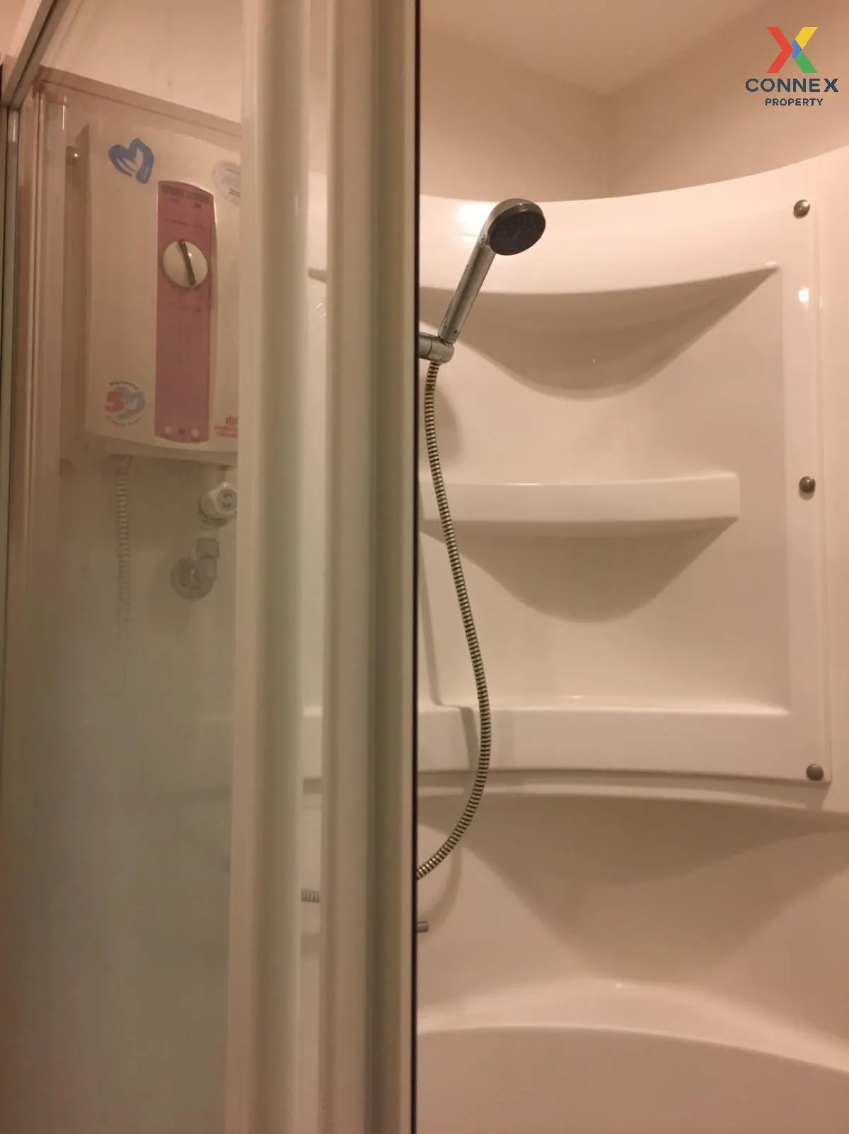 เช่าคอนโด  คิว เฮ้าส์ คอนโด สาทร BTS-กรุงธนบุรี คลองต้นไทร เขต คล