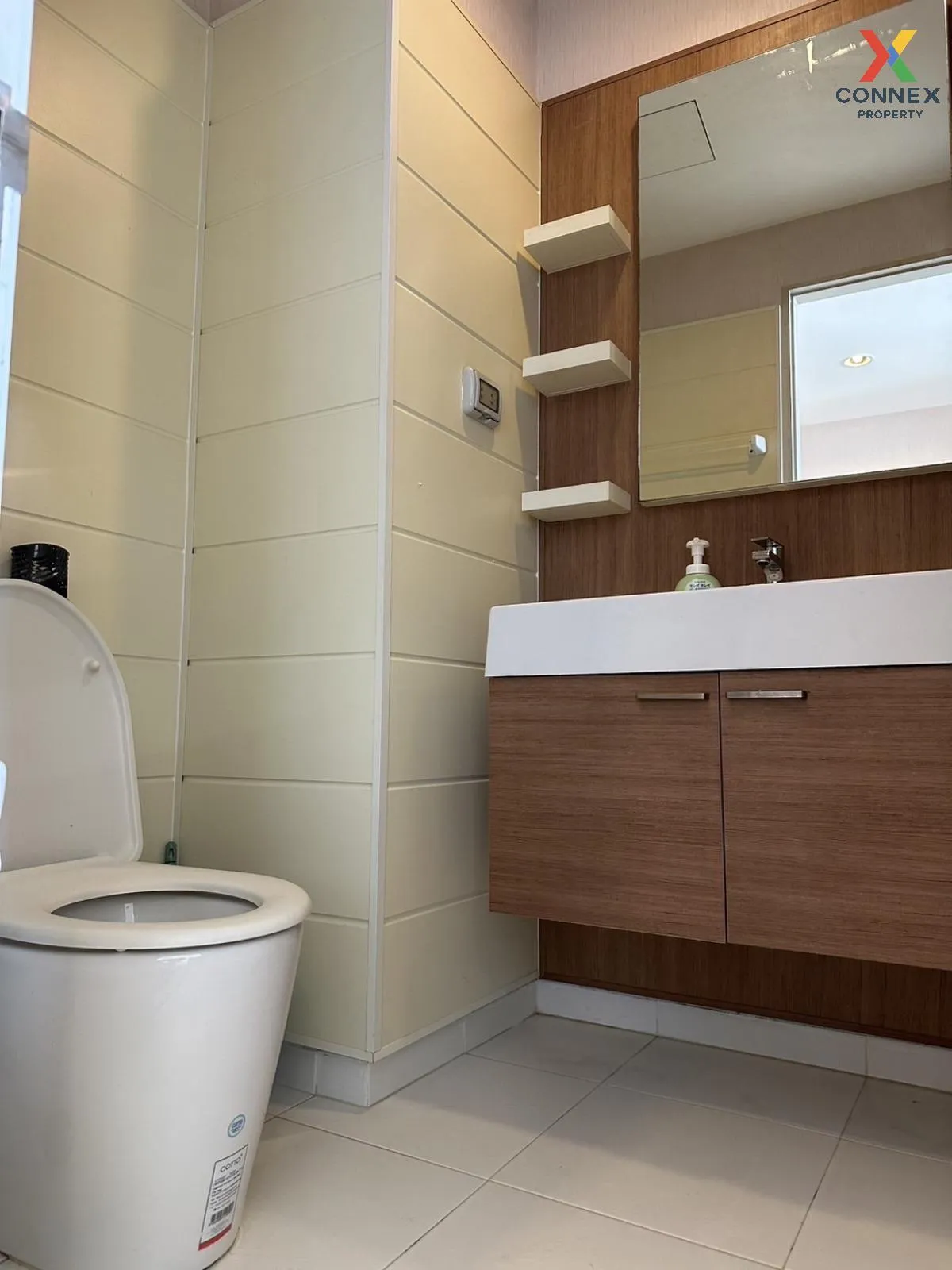 FOR RENT condo , Q House Sathorn , BTS-Krung Thon Buri , Khlong T