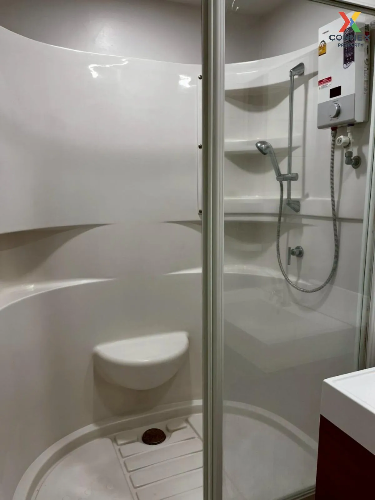 FOR RENT condo , Q House Sathorn , BTS-Krung Thon Buri , Khlong T