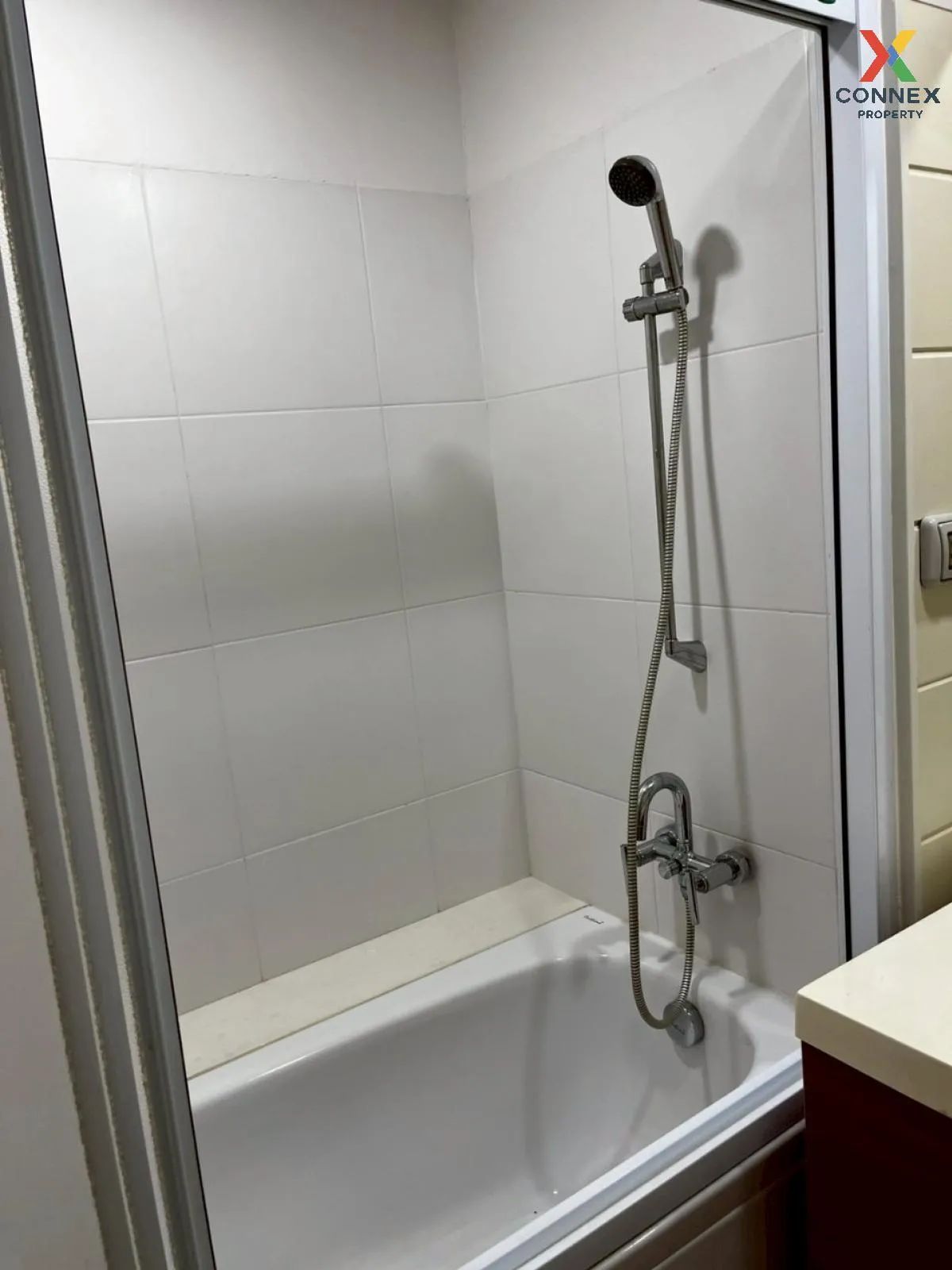 FOR RENT condo , Q House Sathorn , BTS-Krung Thon Buri , Khlong T