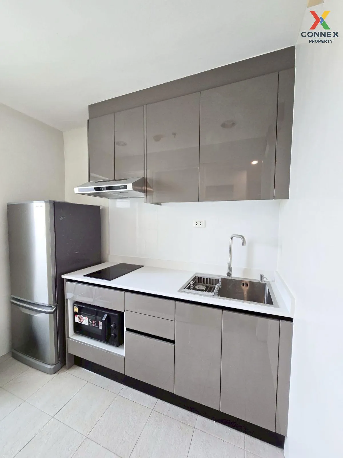 FOR RENT condo , Q House Sathorn , BTS-Krung Thon Buri , Khlong T