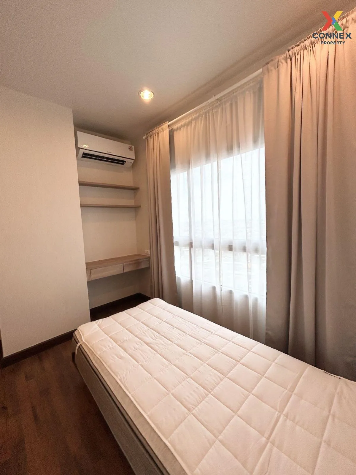 FOR RENT condo , Q House Sathorn , BTS-Krung Thon Buri , Khlong T