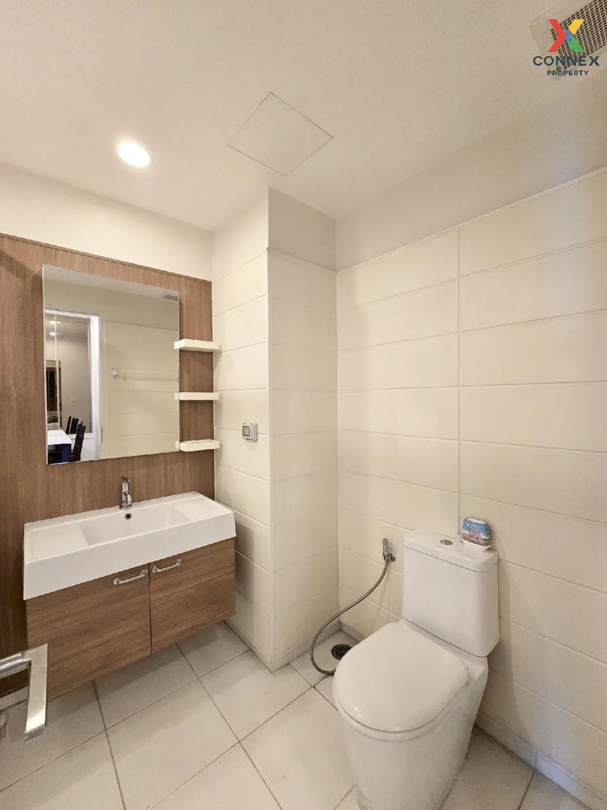 FOR RENT condo , Q House Sathorn , BTS-Krung Thon Buri , Khlong T