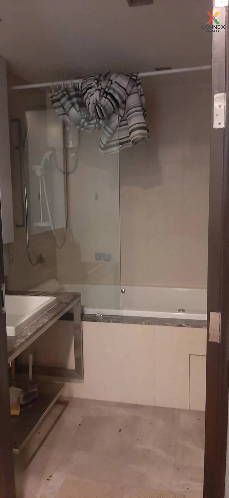 เช่าคอนโด  ควอด สีลม BTS-ช่องนนทรี สีลม เขต บางรัก กรุงเทพ CX-296