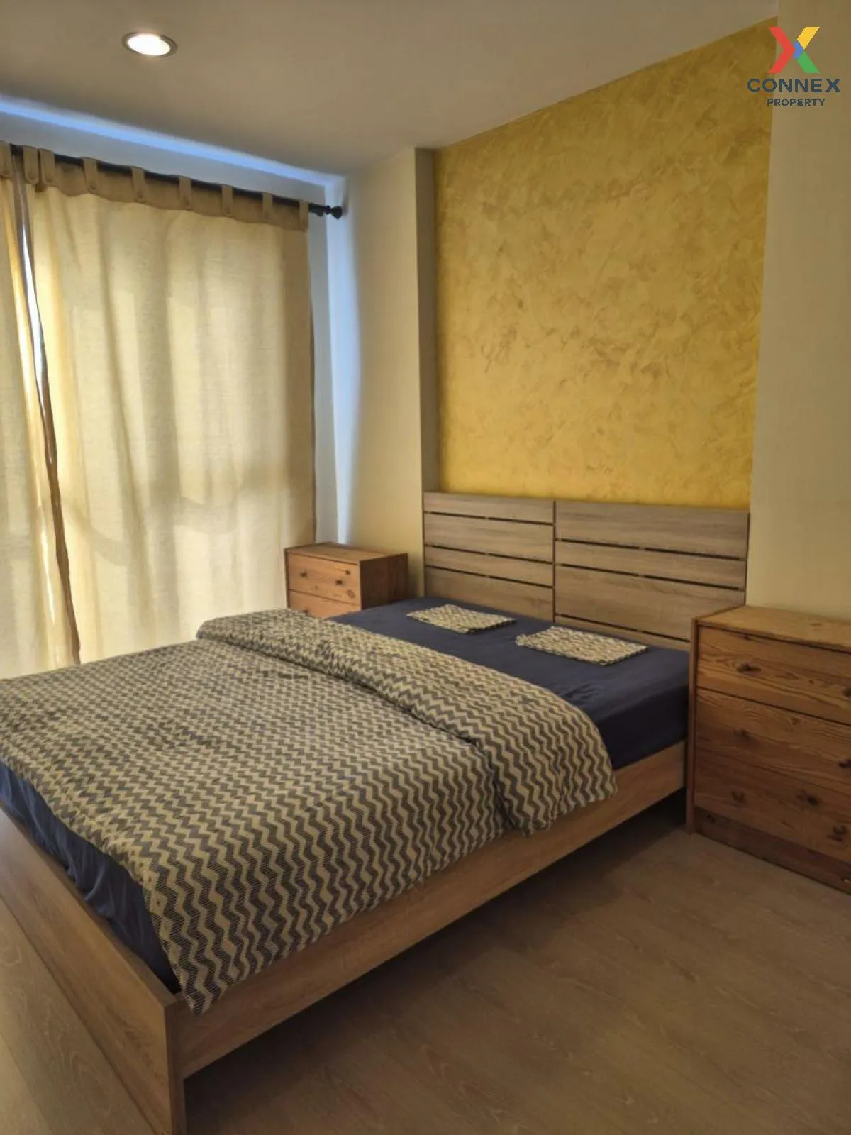 FOR RENT condo , RHYTHM Sathorn-Narathiwas , BTS-Chong Nonsi , Th 4