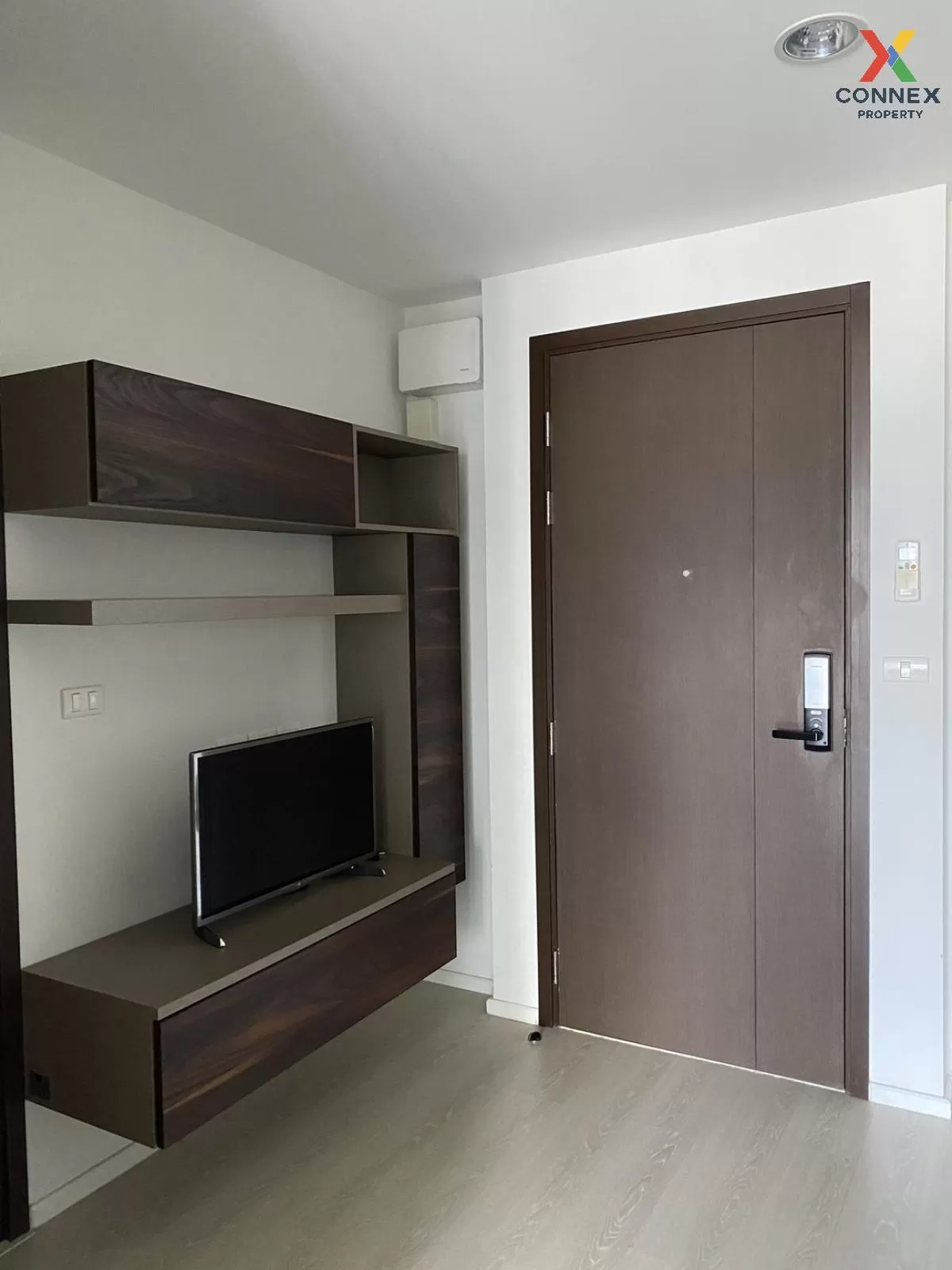 FOR RENT condo , RHYTHM Sathorn-Narathiwas , BTS-Chong Nonsi , Th 2