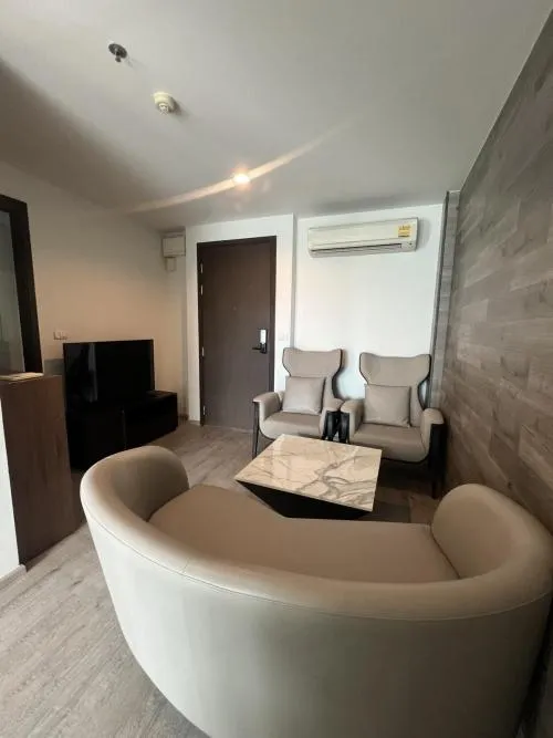 เช่าคอนโด  ริทึ่ม สาทร-นราธิวาส BTS-ช่องนนทรี ทุ่งมหาเมฆ เขต สาทร กรุงเทพ CX-29940