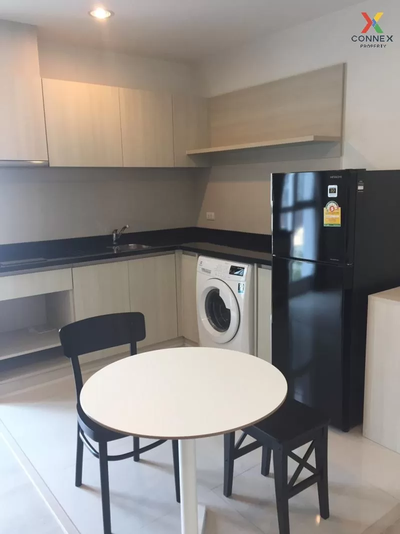 FOR RENT condo , RHYTHM Sathorn-Narathiwas , BTS-Chong Nonsi , Th