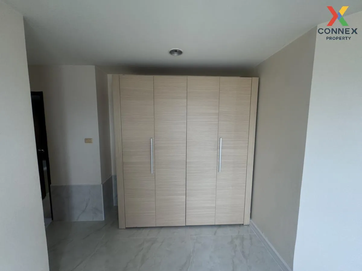 FOR RENT condo , River Heaven , BTS-Saphan Taksin , Wat Phraya Kr