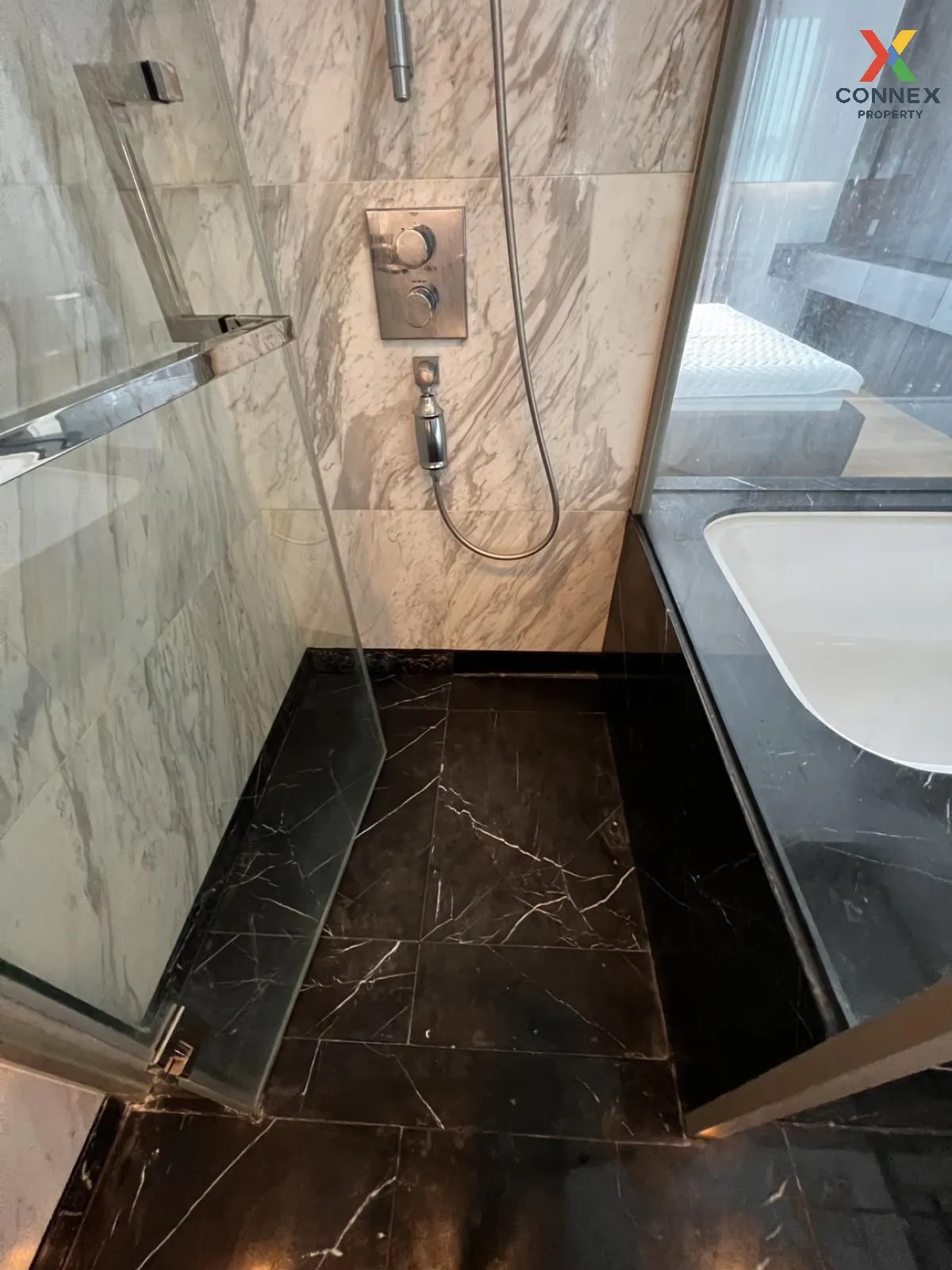 เช่าคอนโด  ศาลาแดง วัน BTS-ศาลาแดง สีลม เขต บางรัก กรุงเทพ CX-301 เช่าคอนโด  ศาลาแดง วัน BTS-ศาลาแดง สีลม เขต บางรัก กรุงเทพ CX-301