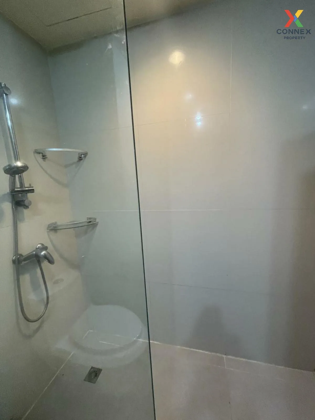 เช่าคอนโด  สาธร การ์เด้นส์ MRT-ลุมพินี ทุ่งมหาเมฆ เขต สาทร กรุงเท