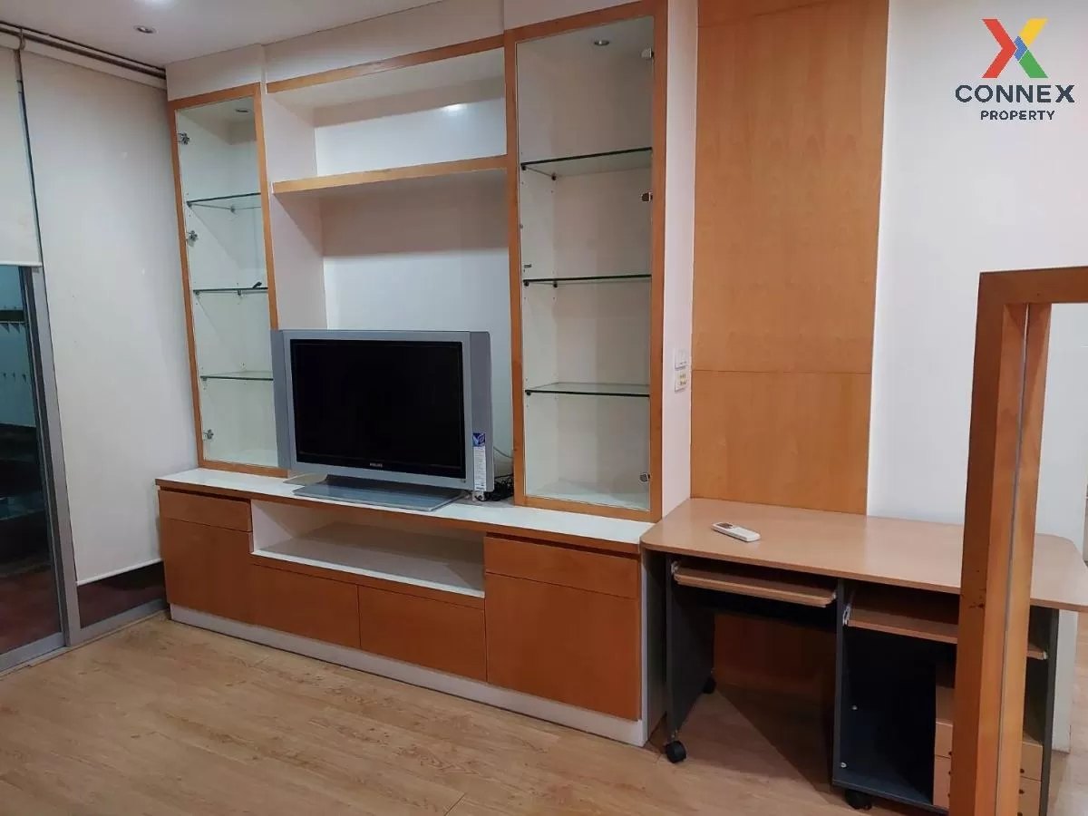 FOR RENT condo , Silom Grand Terrace , BTS-Sala Daeng , Silom , B 2