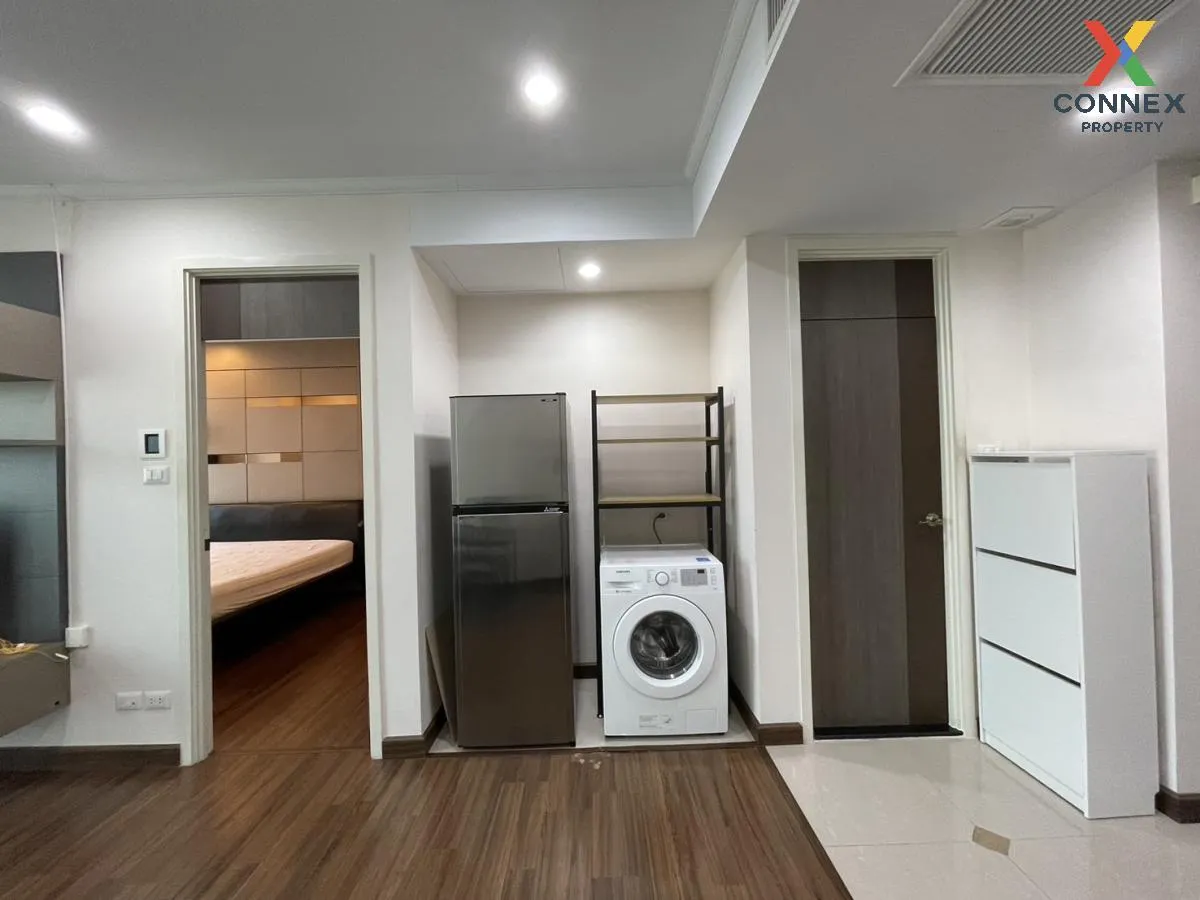 FOR RENT condo , Supalai Elite Sathorn-Suanplu , BTS-Surasak , Th 3