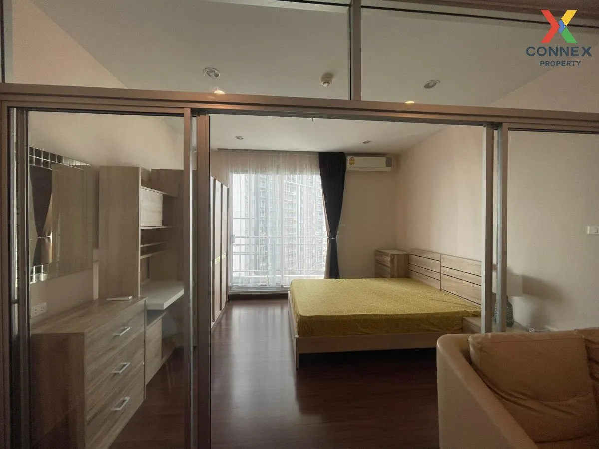 FOR RENT condo , Supalai Lite Sathorn-Charoenrat , BTS-Surasak , 