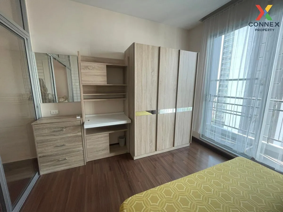 FOR RENT condo , Supalai Lite Sathorn-Charoenrat , BTS-Surasak , 