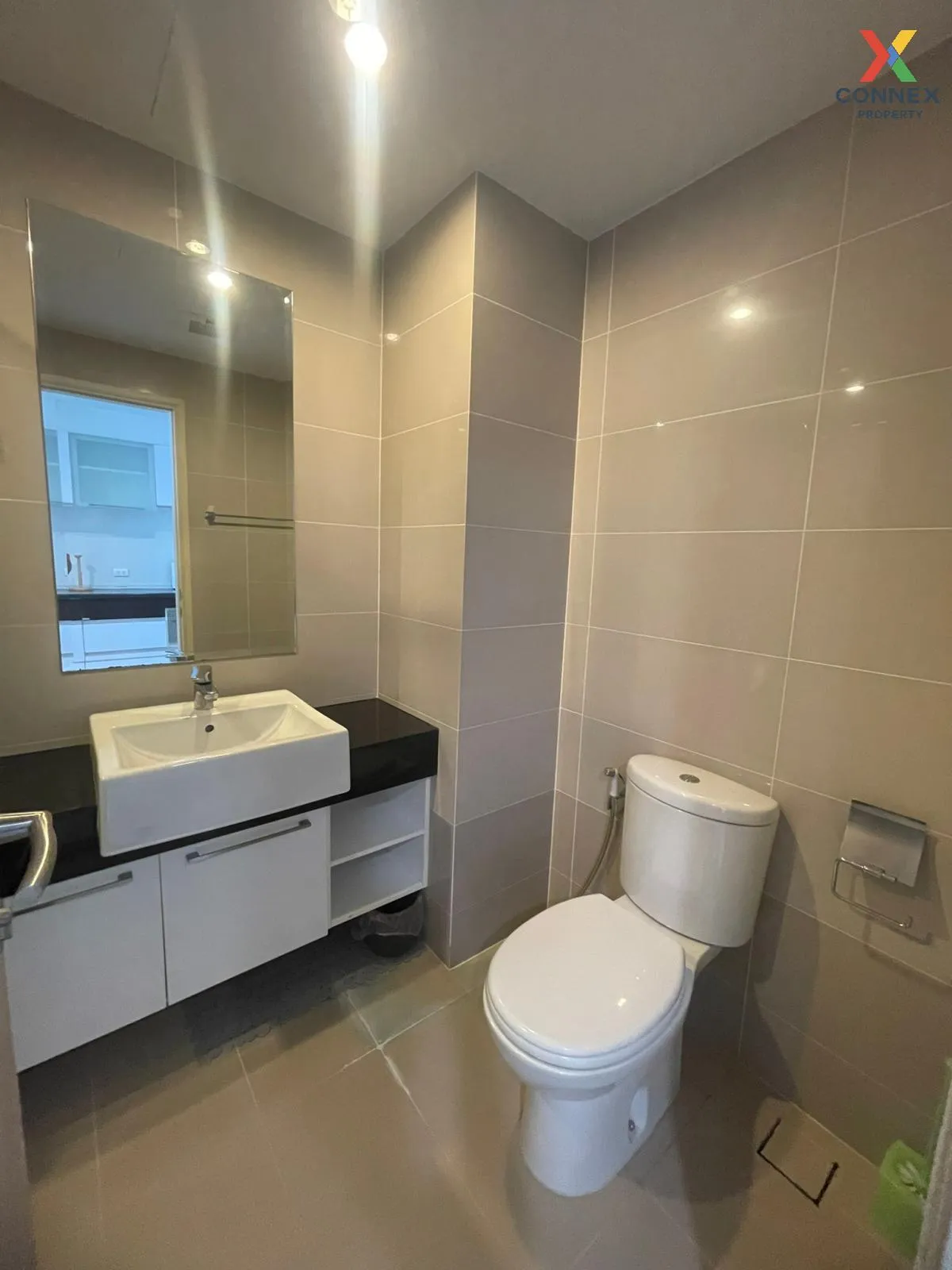 FOR RENT condo , Supalai Lite Sathorn-Charoenrat , BTS-Surasak , 