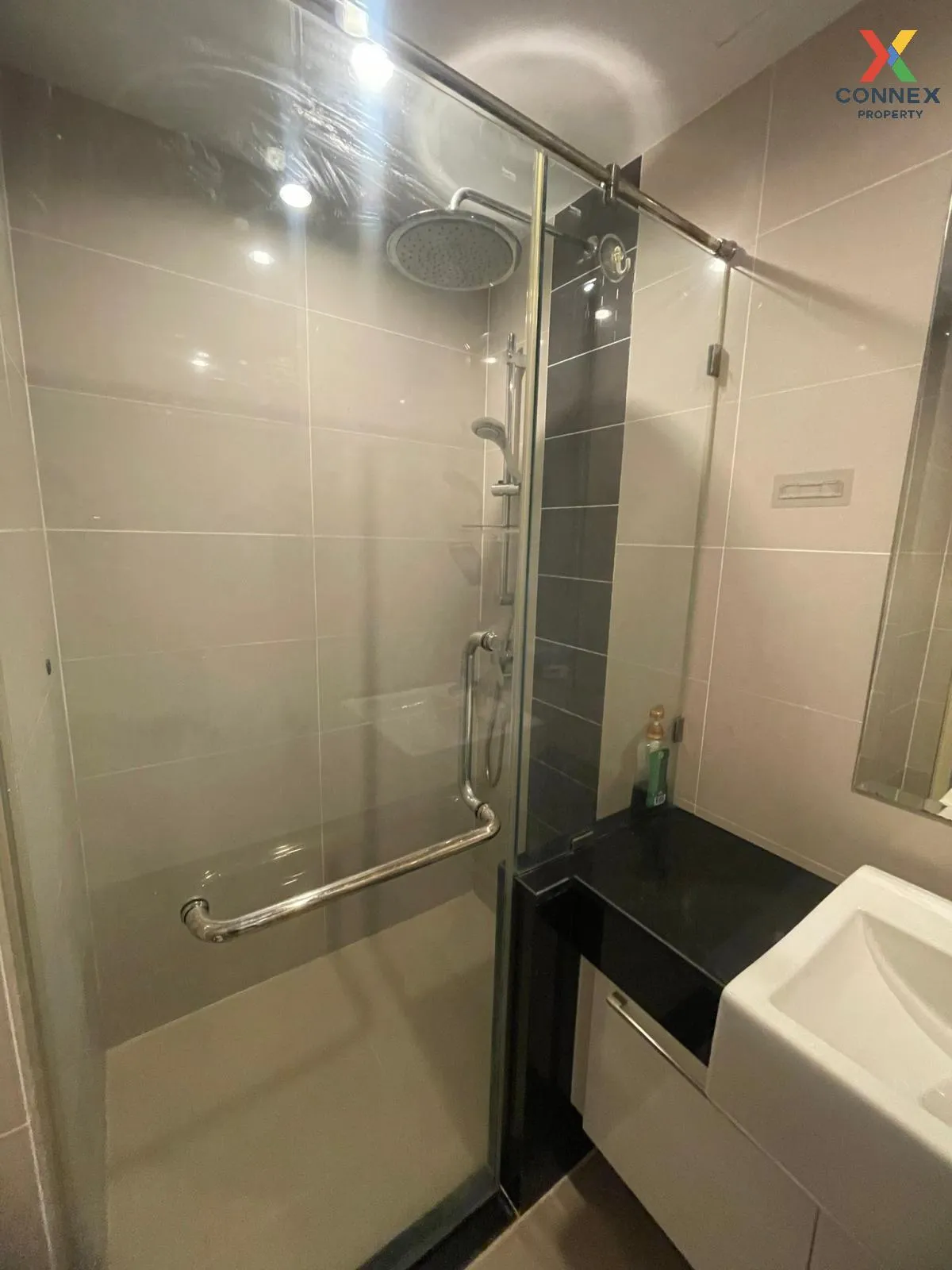 FOR RENT condo , Supalai Lite Sathorn-Charoenrat , BTS-Surasak , 