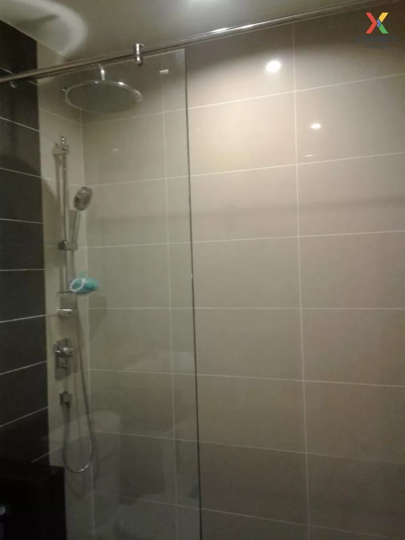 FOR RENT condo , Supalai Lite Sathorn-Charoenrat , BTS-Surasak , 