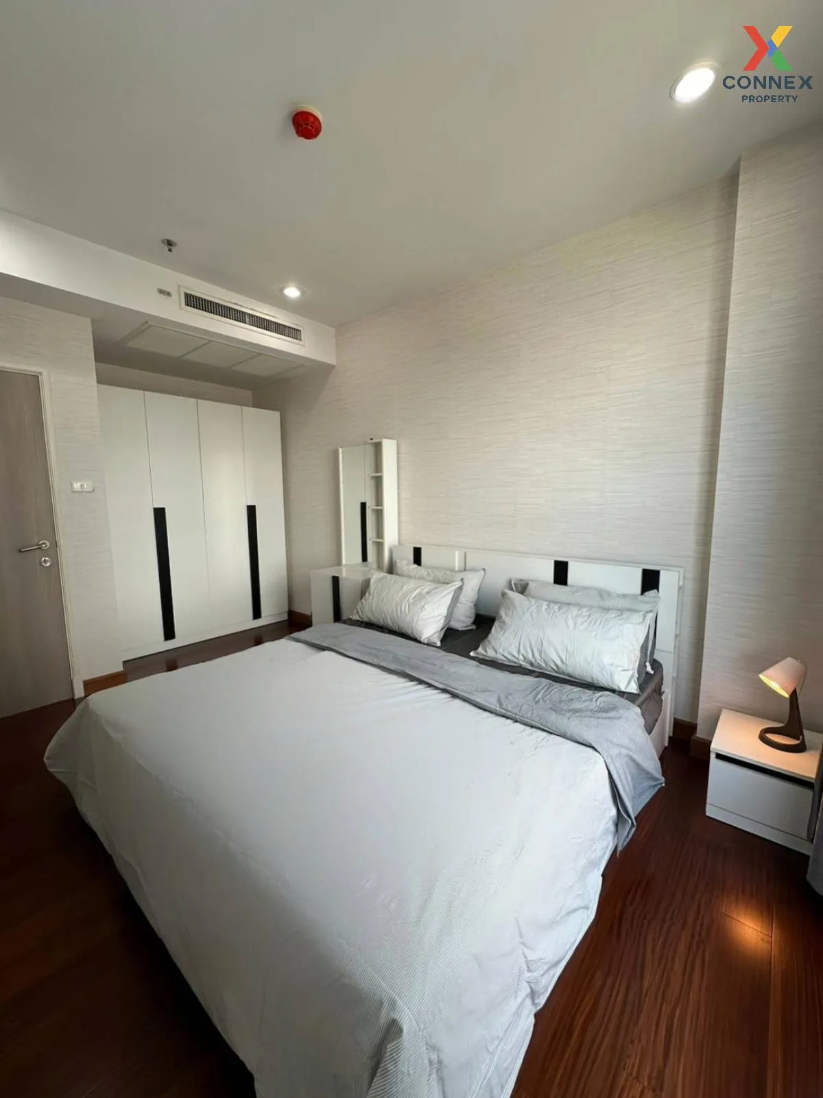 FOR RENT condo , Supalai Lite Sathorn-Charoenrat , BTS-Surasak ,  3