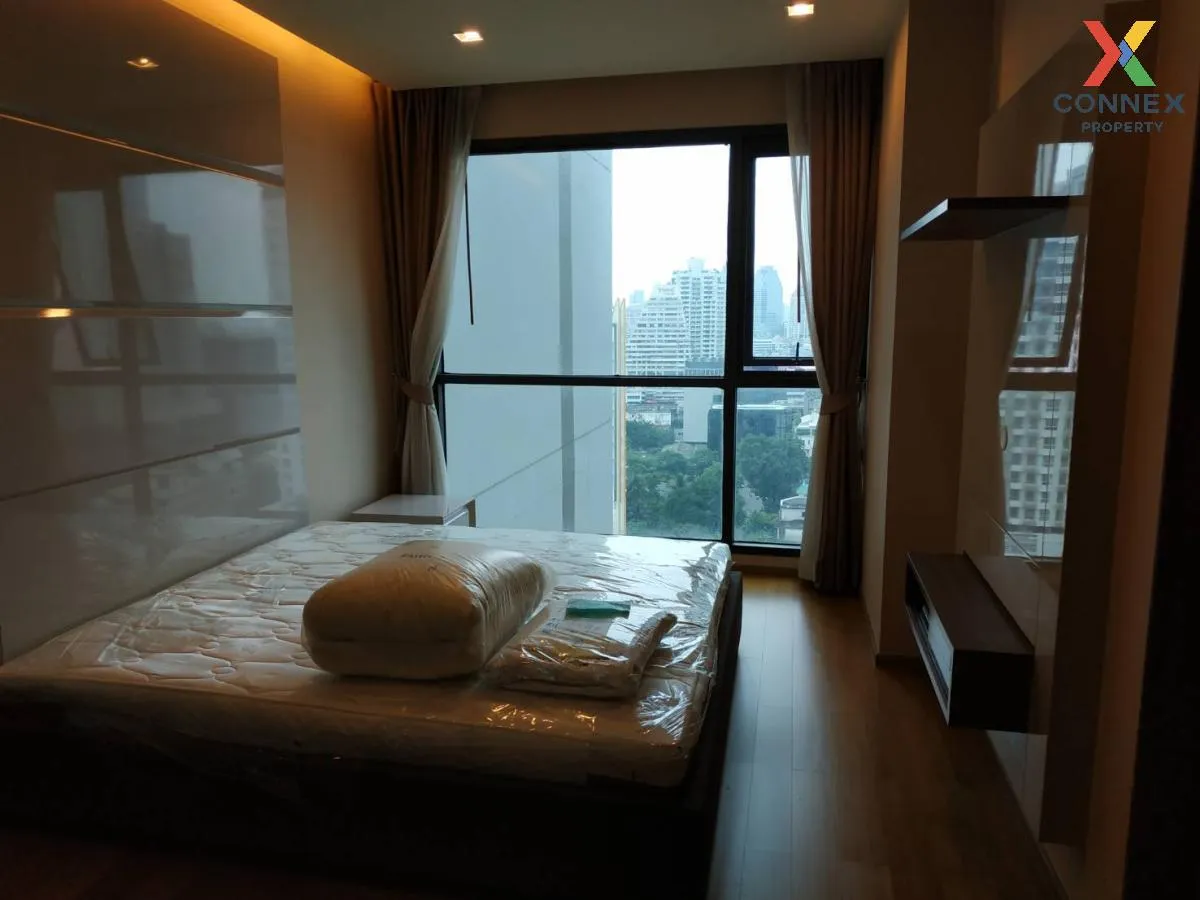 FOR RENT condo , The Address Sathorn , BTS-Saint Louis , Silom , 