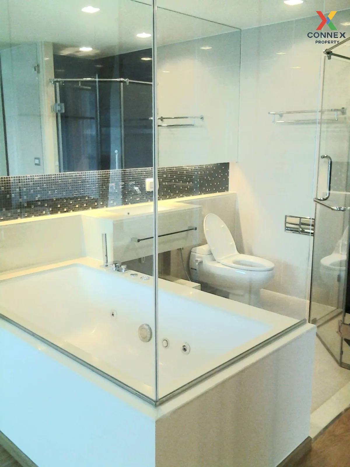 FOR RENT condo , The Address Sathorn , BTS-Saint Louis , Silom , 