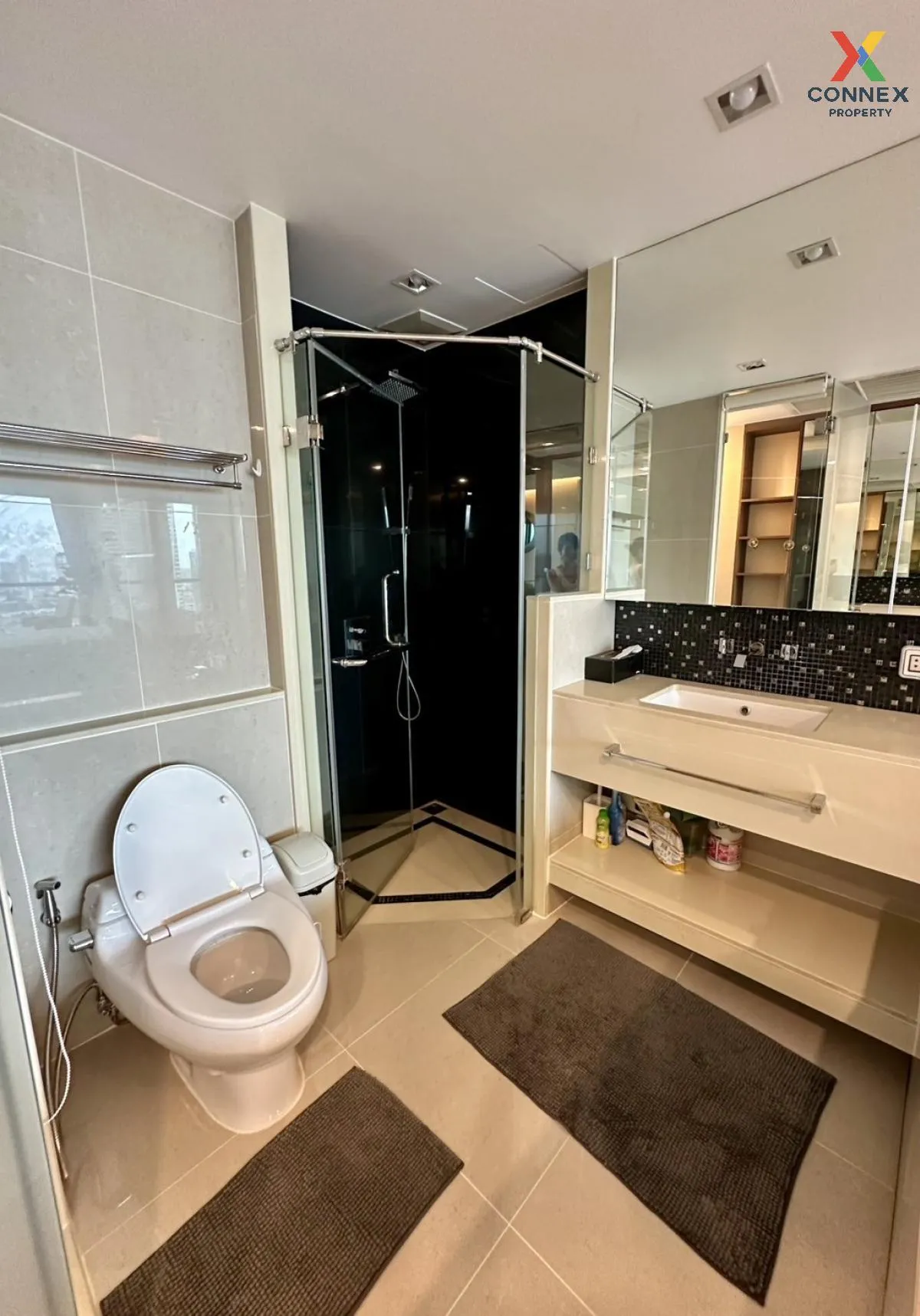 FOR RENT condo , The Address Sathorn , BTS-Saint Louis , Silom , 