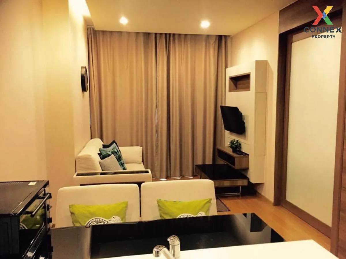 FOR RENT condo , The Address Sathorn , BTS-Saint Louis , Silom ,  2