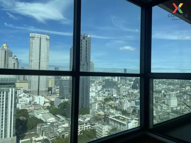 FOR RENT condo , The Address Sathorn , high floor , BTS-Saint Lou