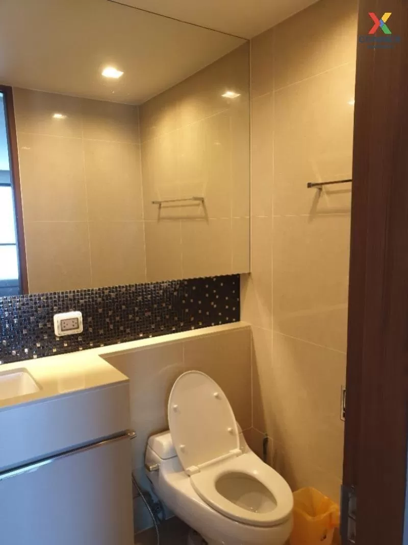 FOR RENT condo , The Address Sathorn , BTS-Saint Louis , Silom , 