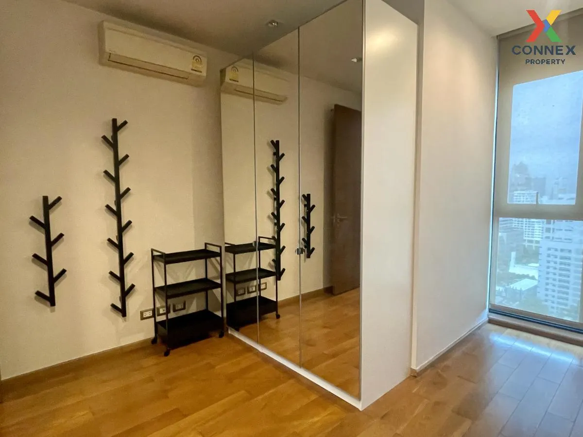 FOR RENT condo , The Address Sathorn , BTS-Saint Louis , Silom , 