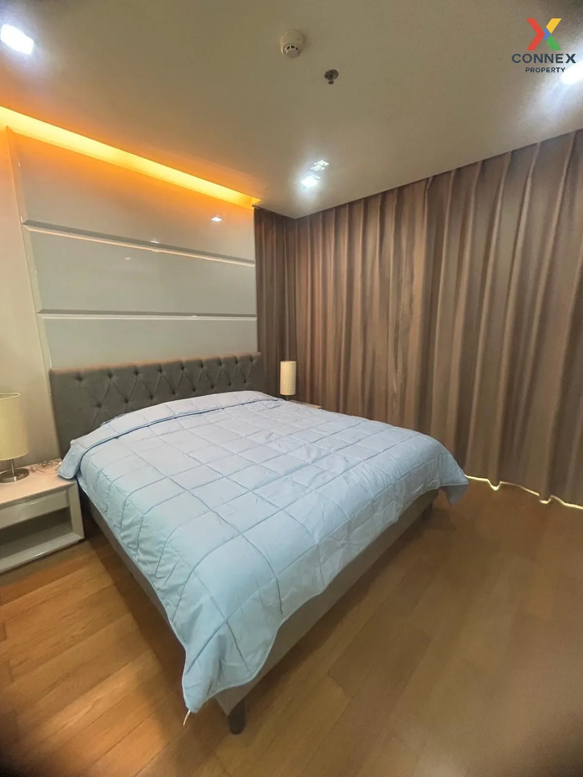 FOR RENT condo , The Address Sathorn , BTS-Saint Louis , Silom , 