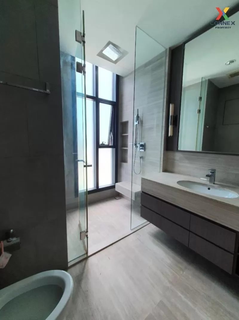 FOR SALE condo , The Diplomat Sathorn , BTS-Surasak , Silom , Ban