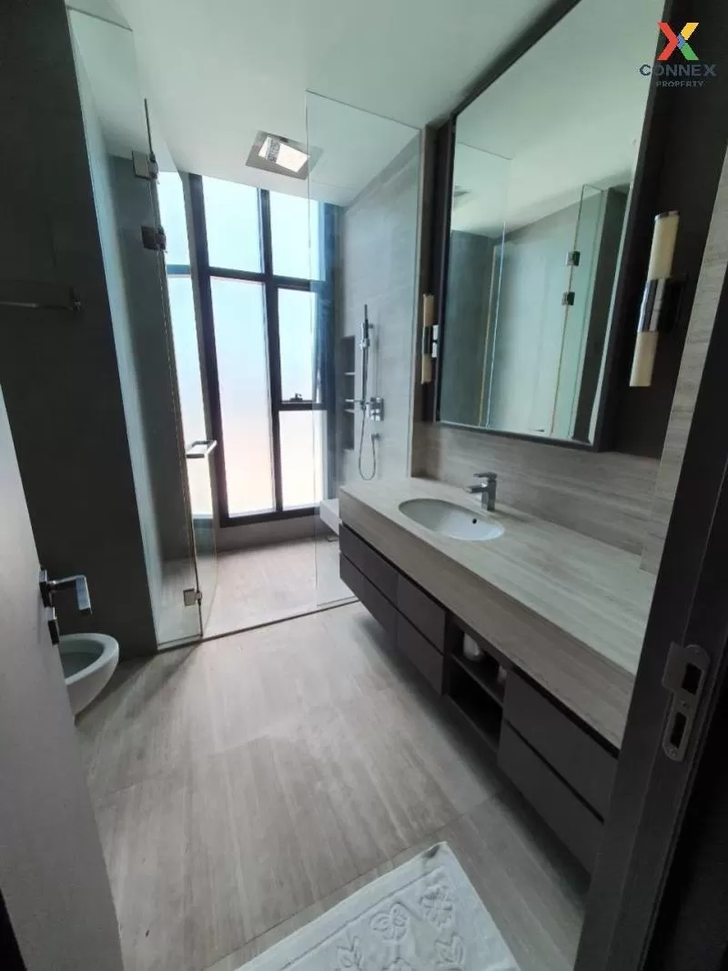 FOR SALE condo , The Diplomat Sathorn , BTS-Surasak , Silom , Ban