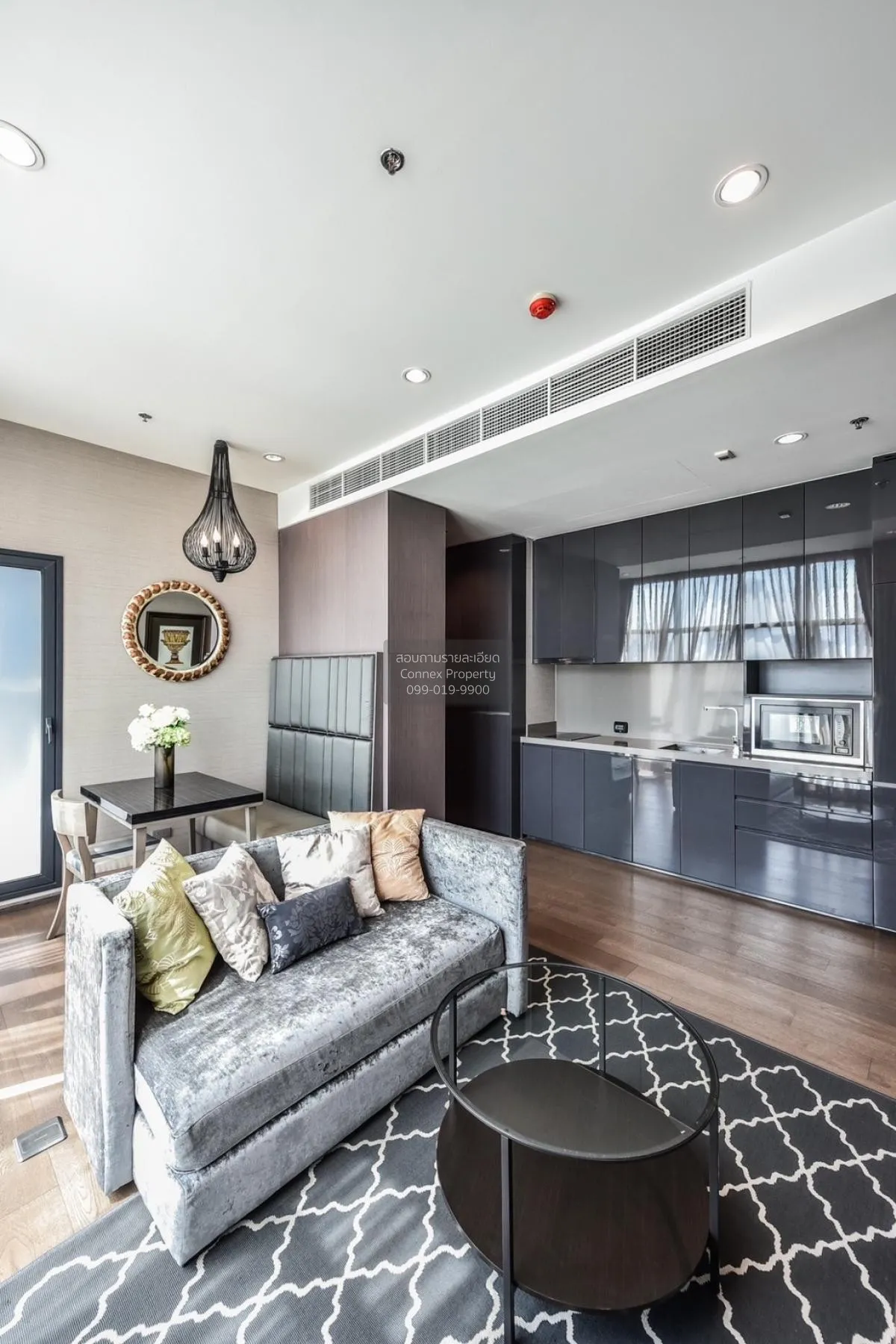 FOR RENT condo , The Diplomat Sathorn , BTS-Surasak , Silom , Ban