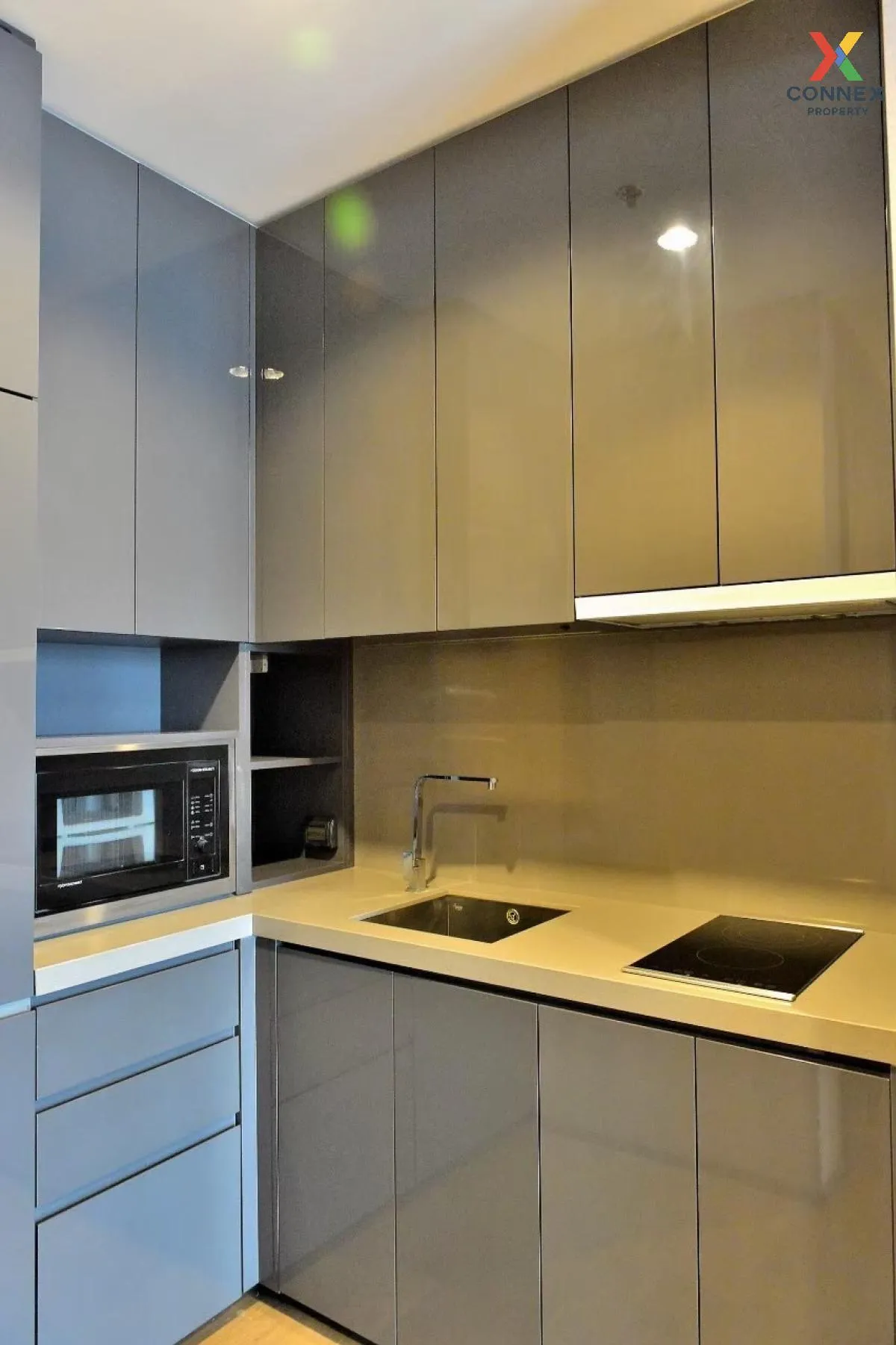 For Sale Condo , The Diplomat Sathorn , BTS-Surasak , Silom , Ban